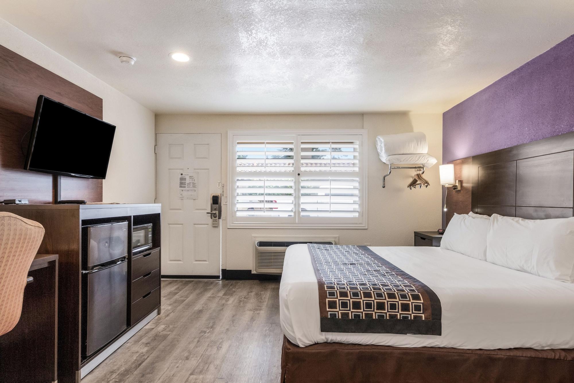 Rodeway Inn Near Downtown Monterey Bagian luar foto
