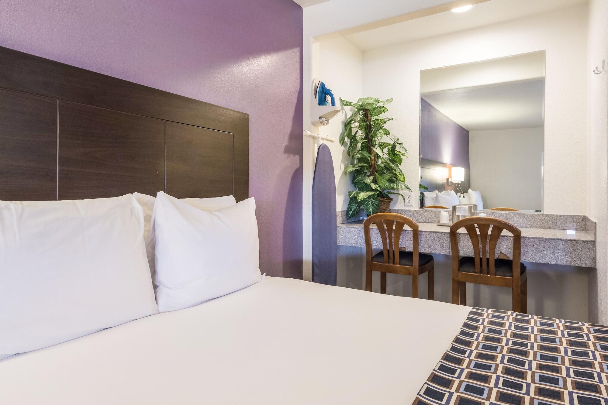 Rodeway Inn Near Downtown Monterey Bagian luar foto