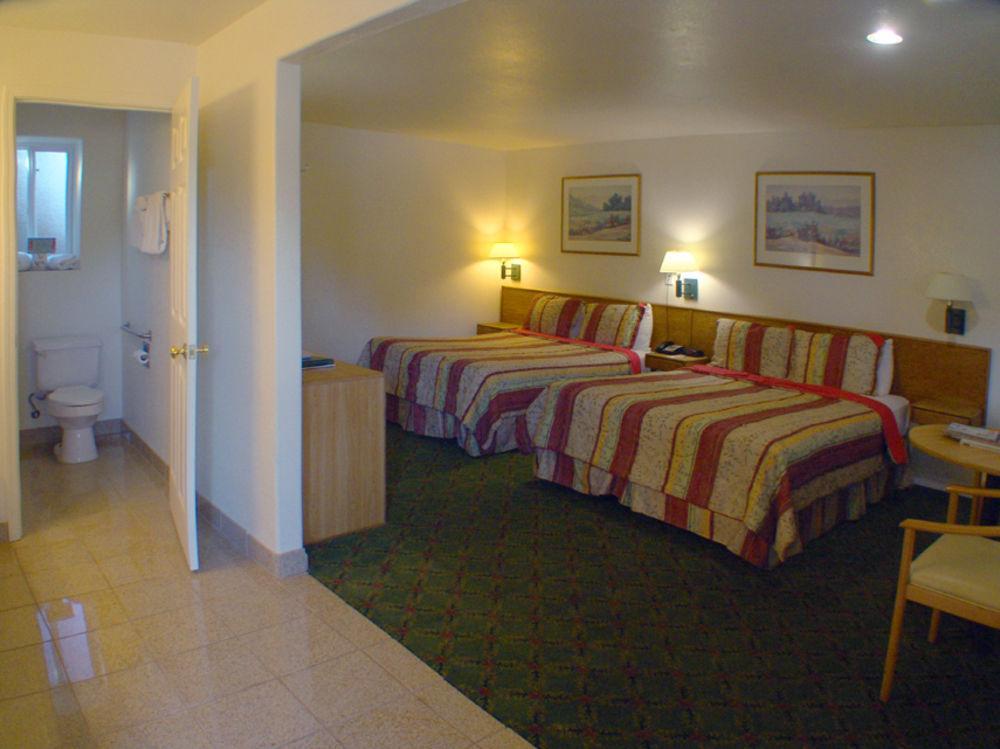 Rodeway Inn Near Downtown Monterey Bagian luar foto