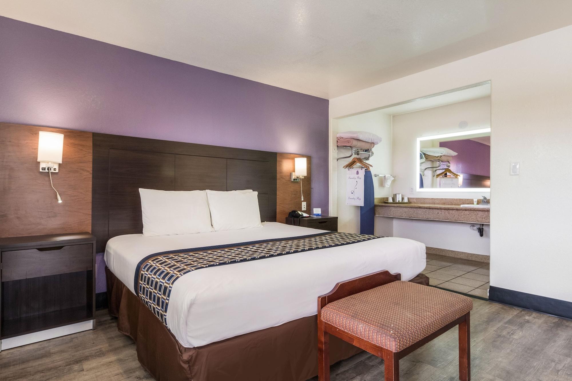 Rodeway Inn Near Downtown Monterey Bagian luar foto